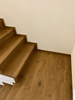  Vinylove schody bez nosu Bukoma dub stary